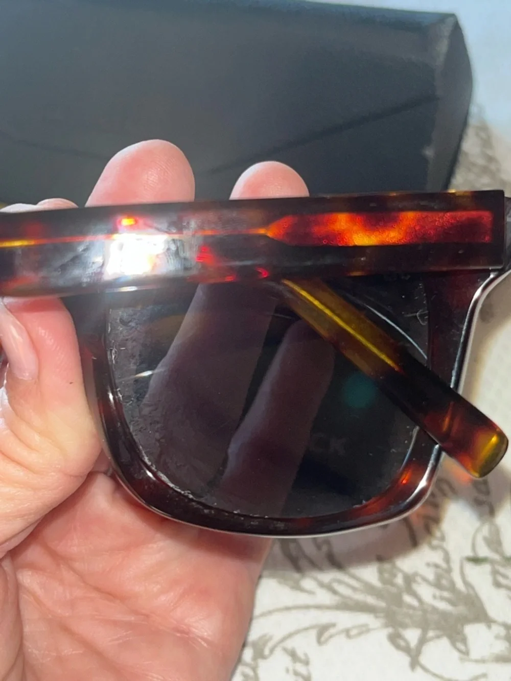 Jade Black Women's Tortoiseshell Sunglasses - Classic Frame